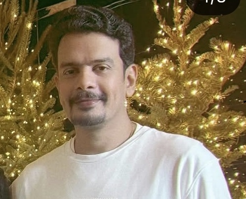Dr Deepak R
